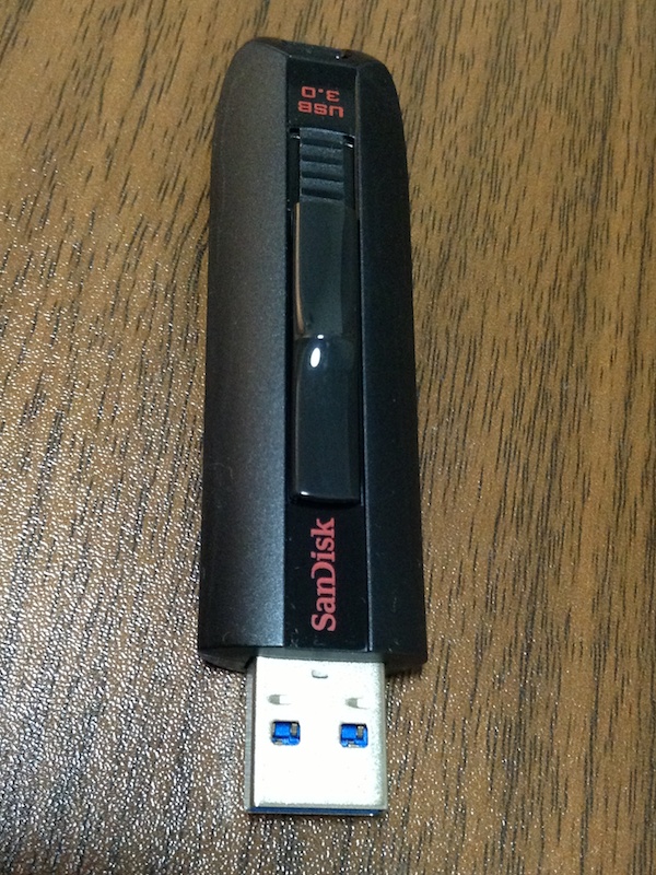 Sundisk Extream 32GB スライド式コネクタ