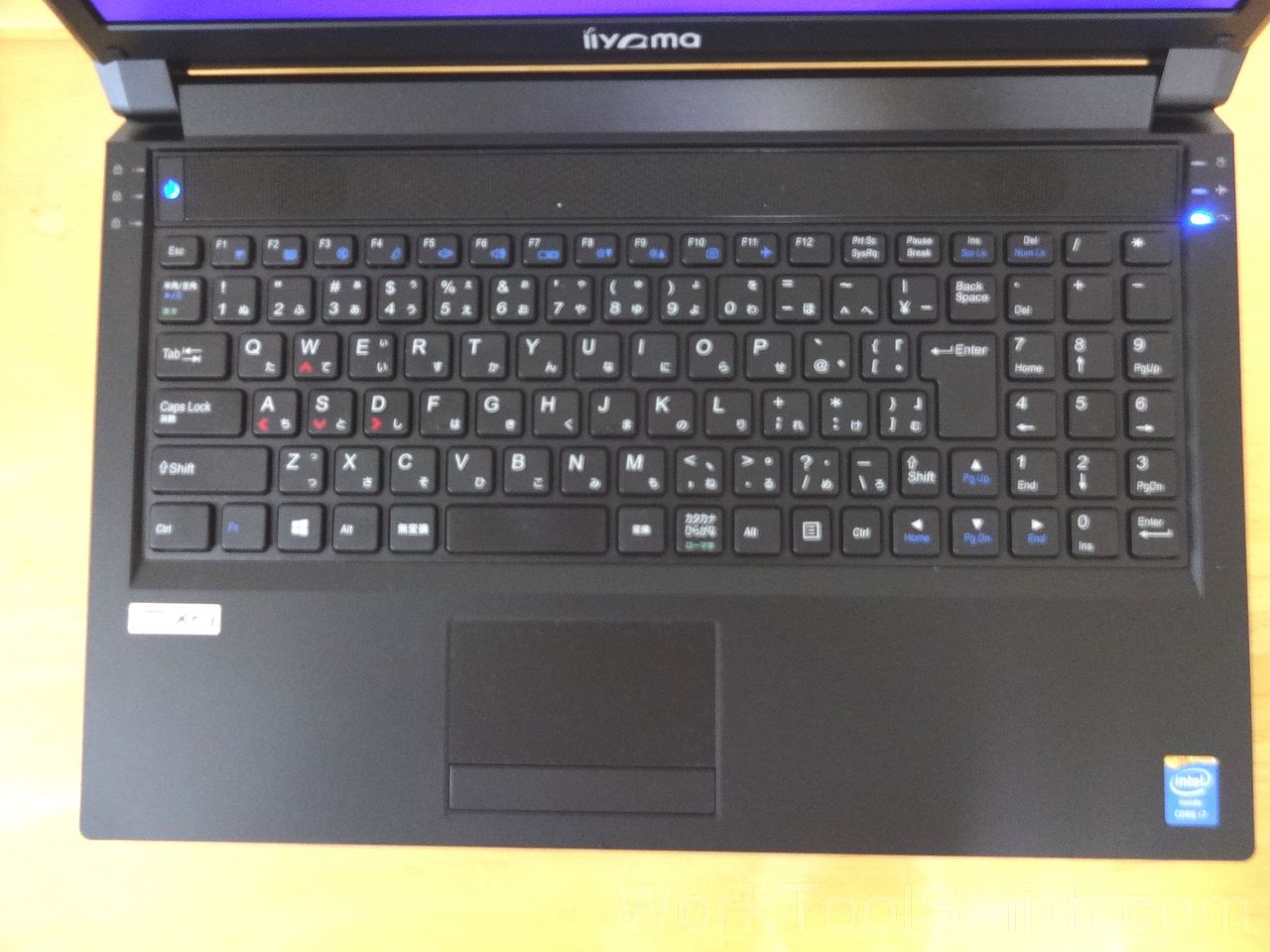 15gsx8050-i7-yfb 外観 review 008