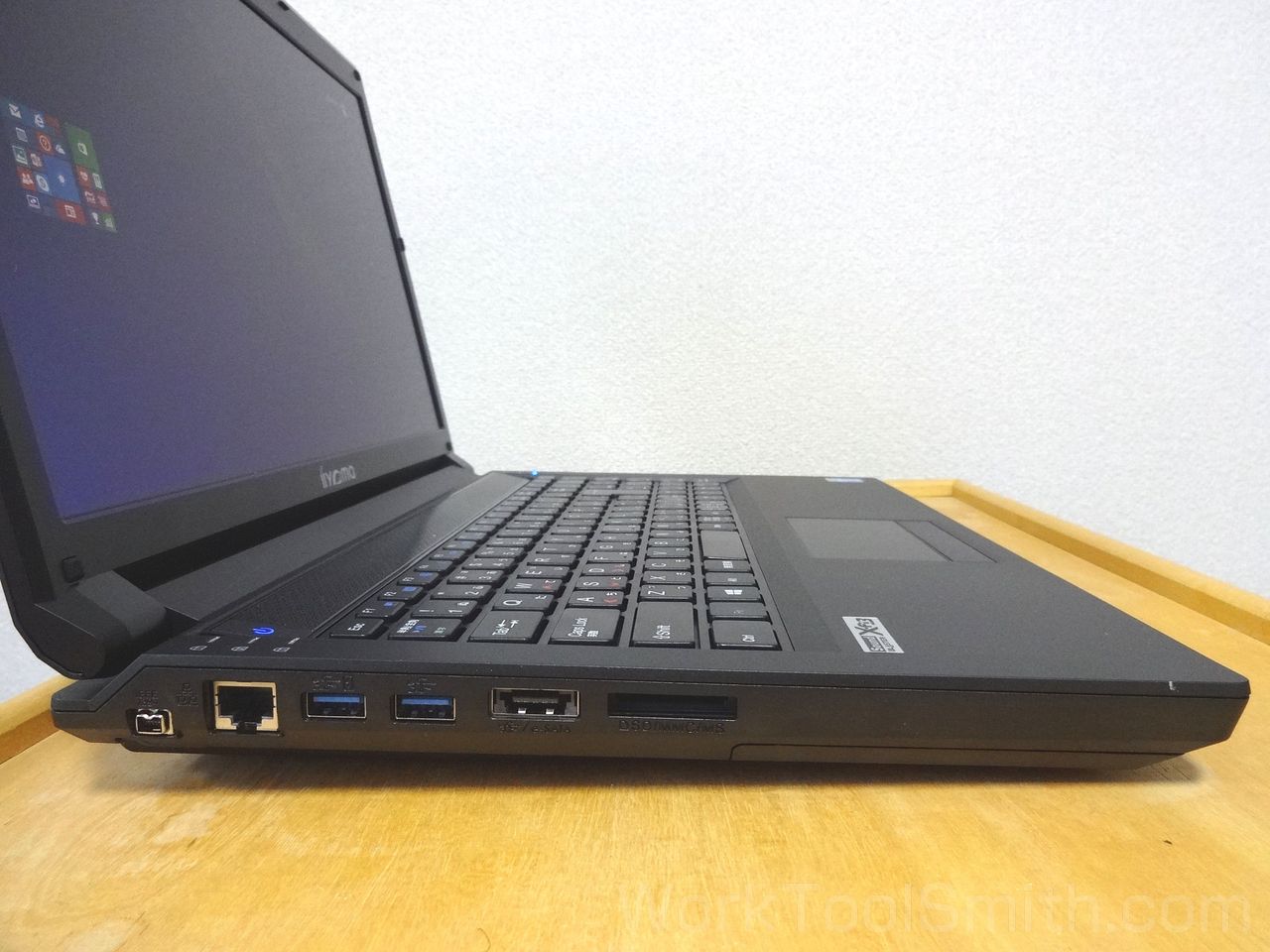 15gsx8050-i7-yfb 外観 review 016