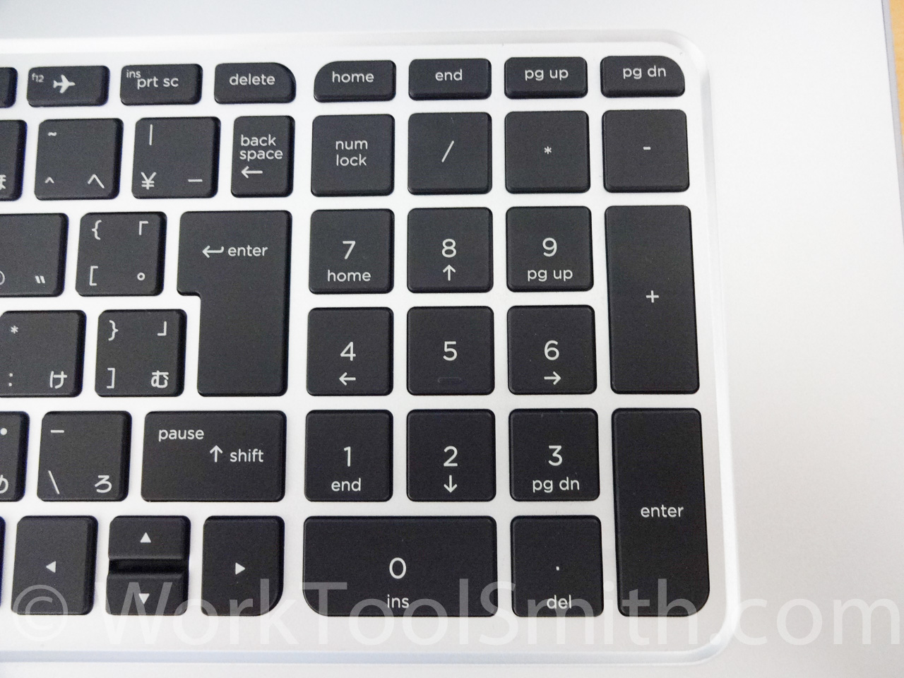 HP Envy 17-k200 Review 018