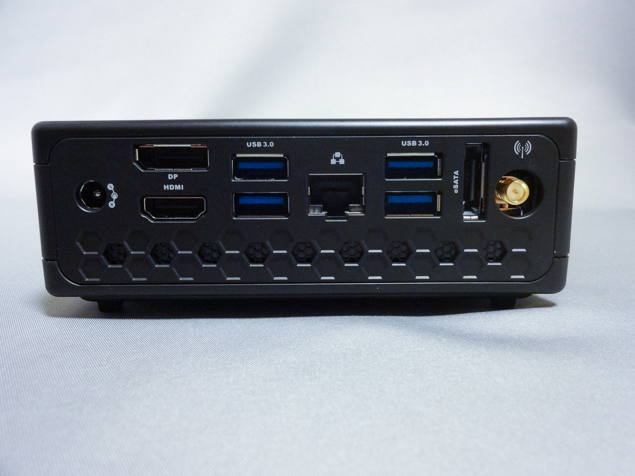 Zotac CI320 Review-5