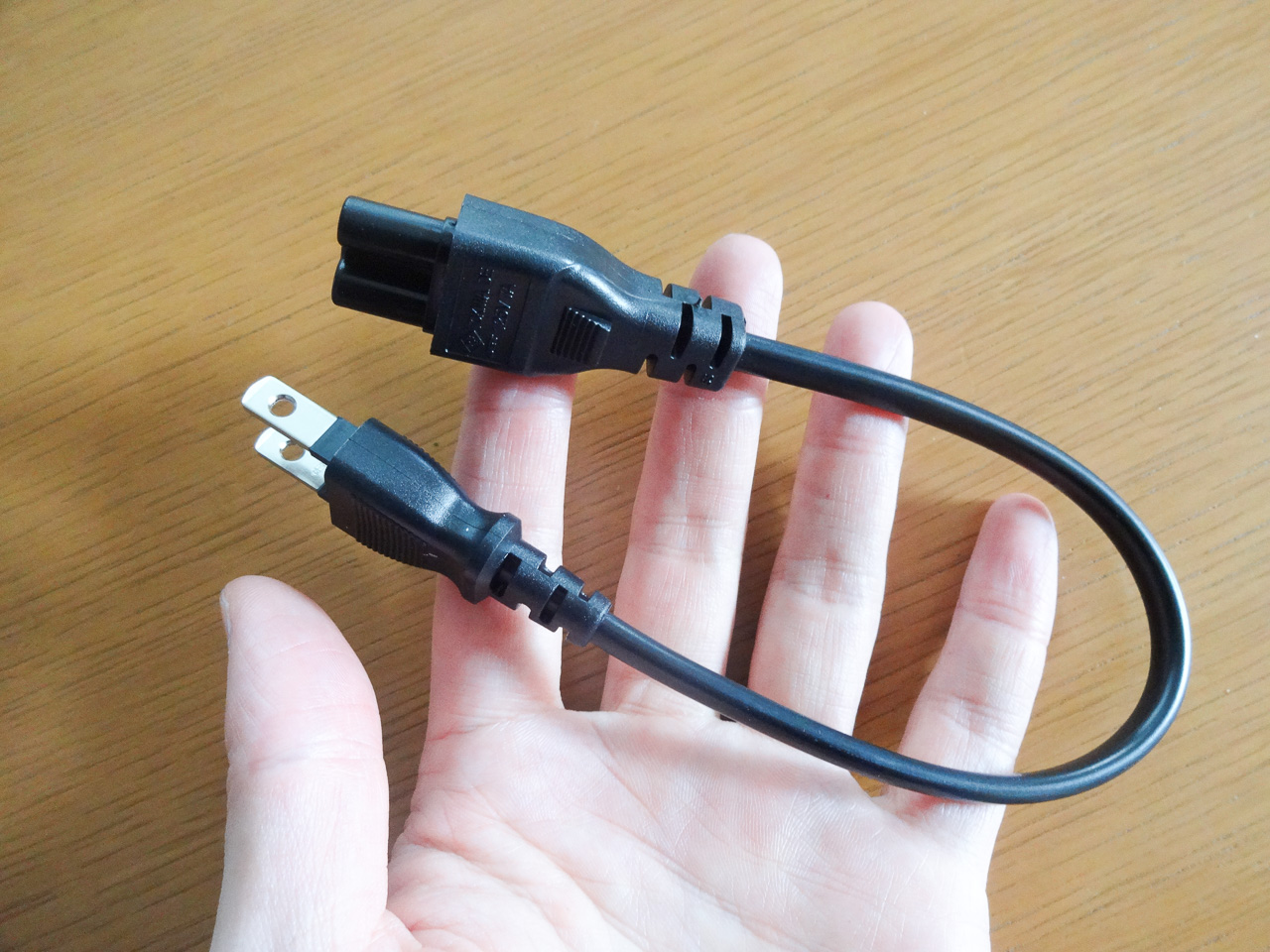 電源ケーブル Review 004
