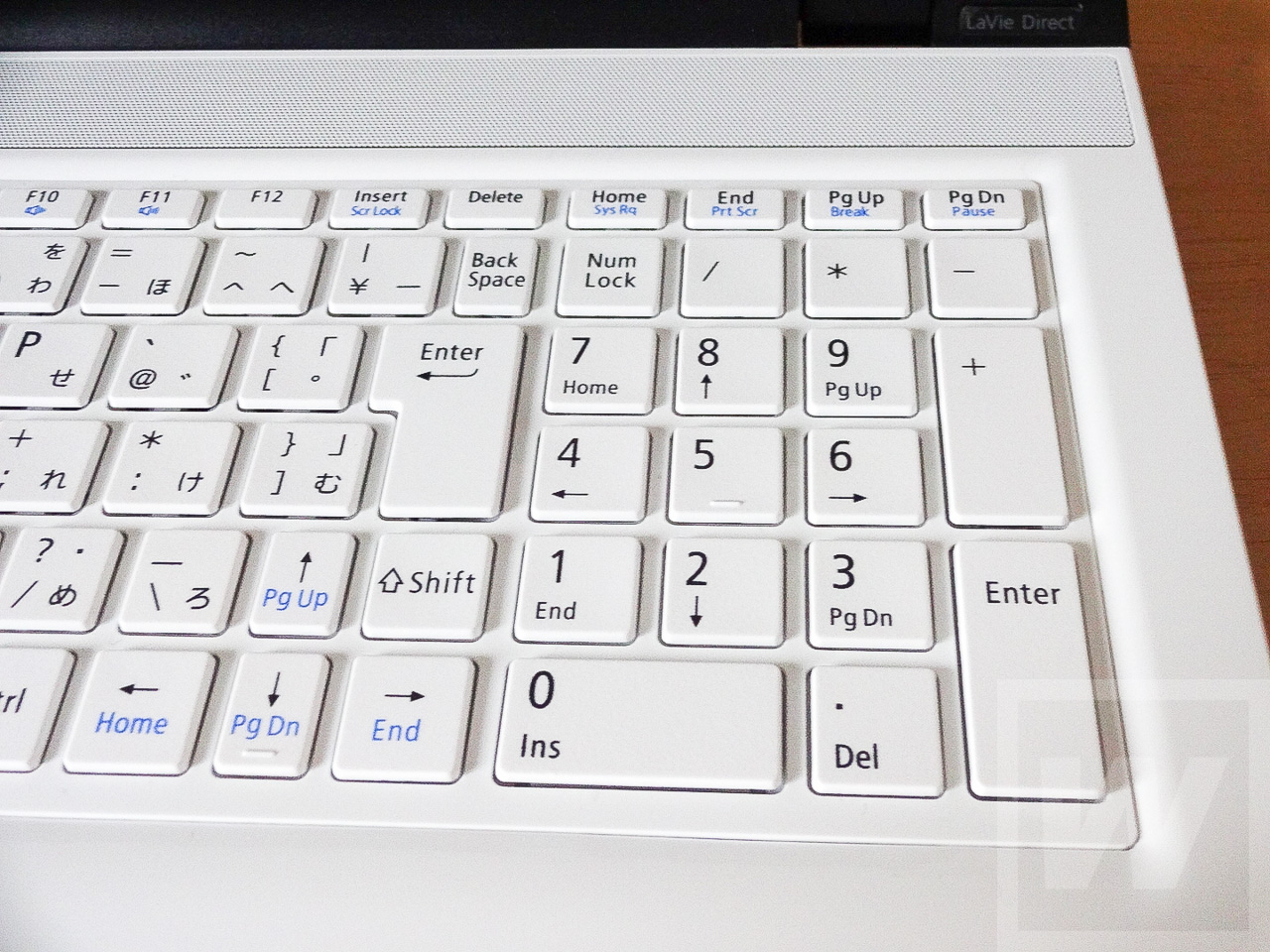 NEC Lavie NSe Review 016