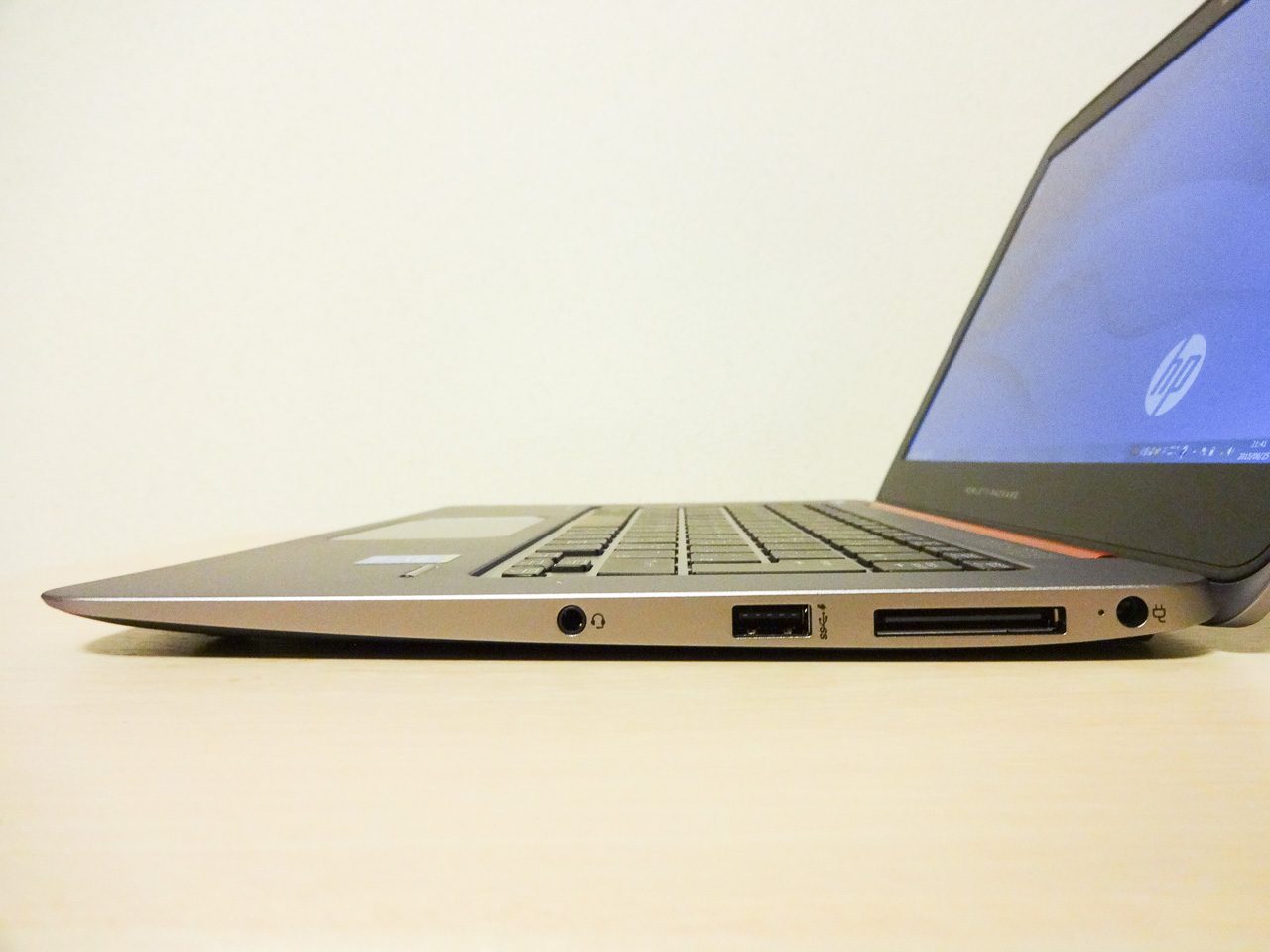 Folio 1020 G1 Review 015