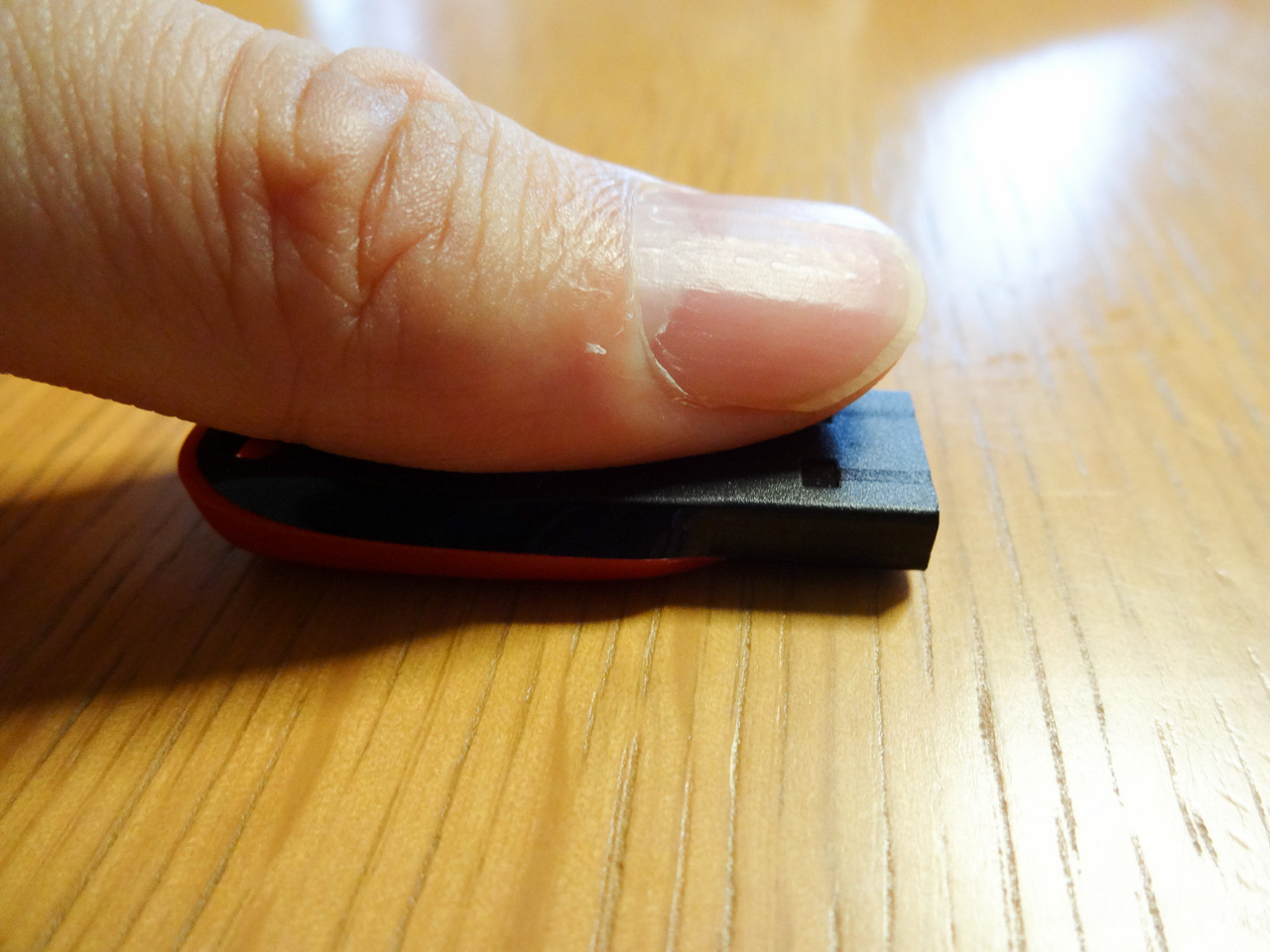 Sandisk SDCZ50-008G Review 005