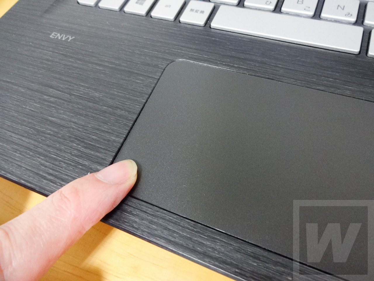 HP ENVY 17-n000 Review 022