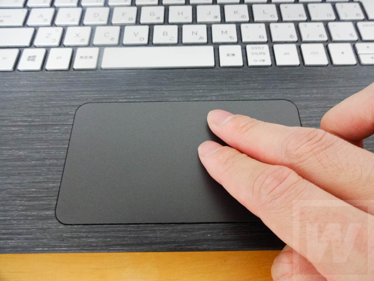 HP ENVY 17-n000 Review 023