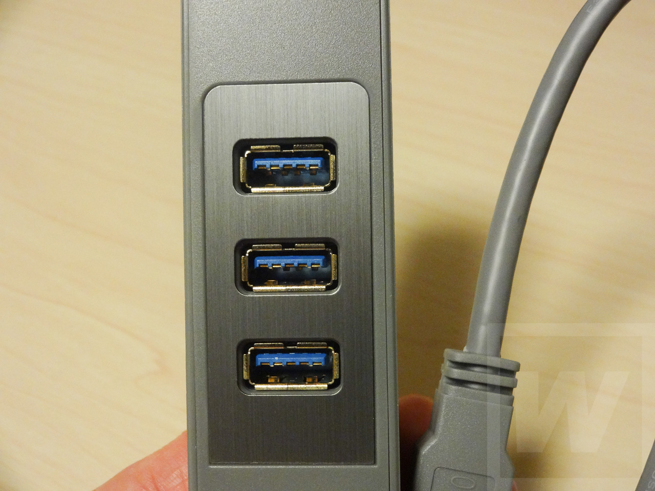 Inateck HB4009 Review 003