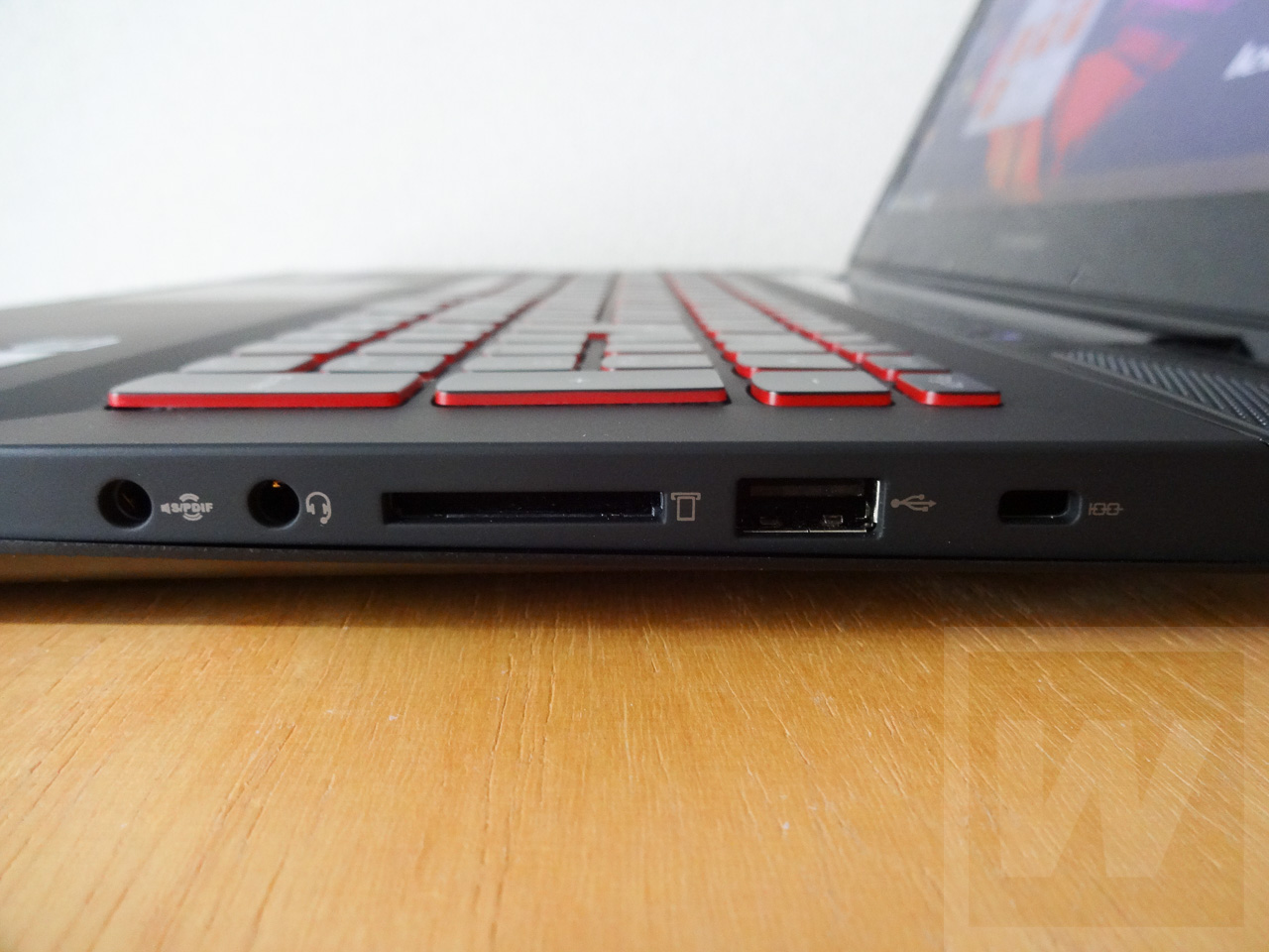 Lenovo Y50 Review 024