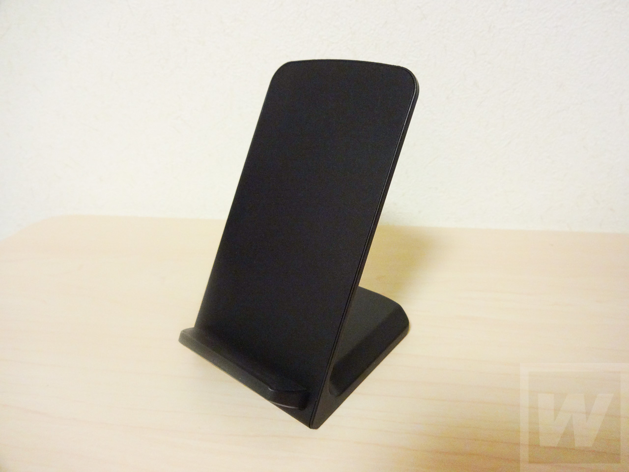 SENEO ワイヤレス充電器 Review 004