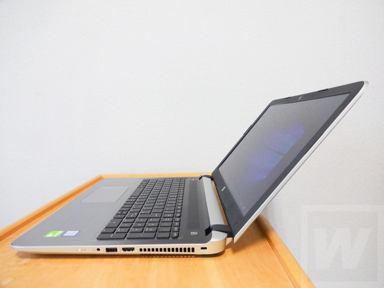 HP Pavilion 15-ab200 Review 008