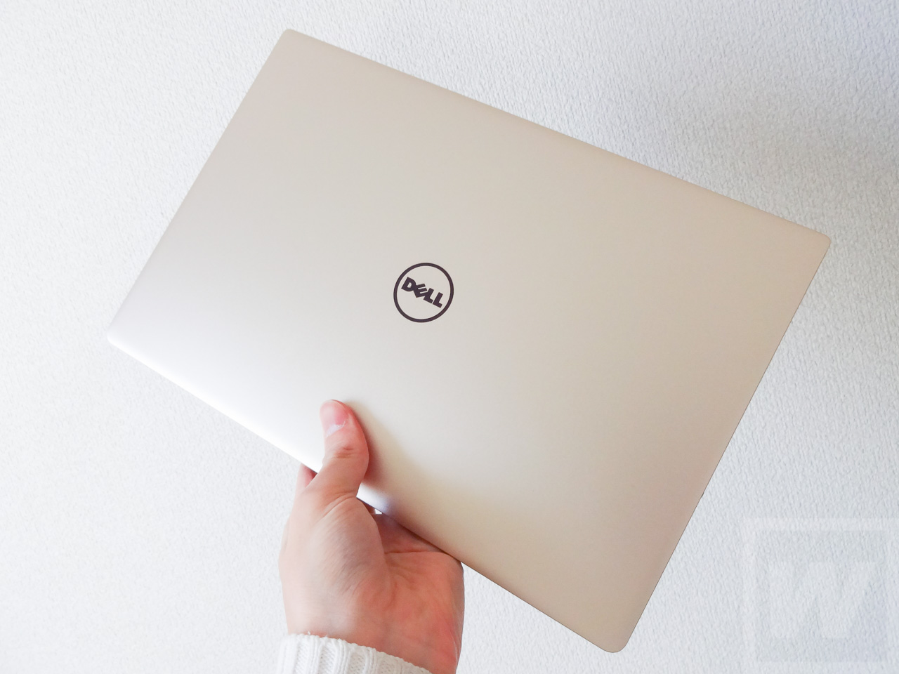 DELL XPS 13 ゴールド Review 026
