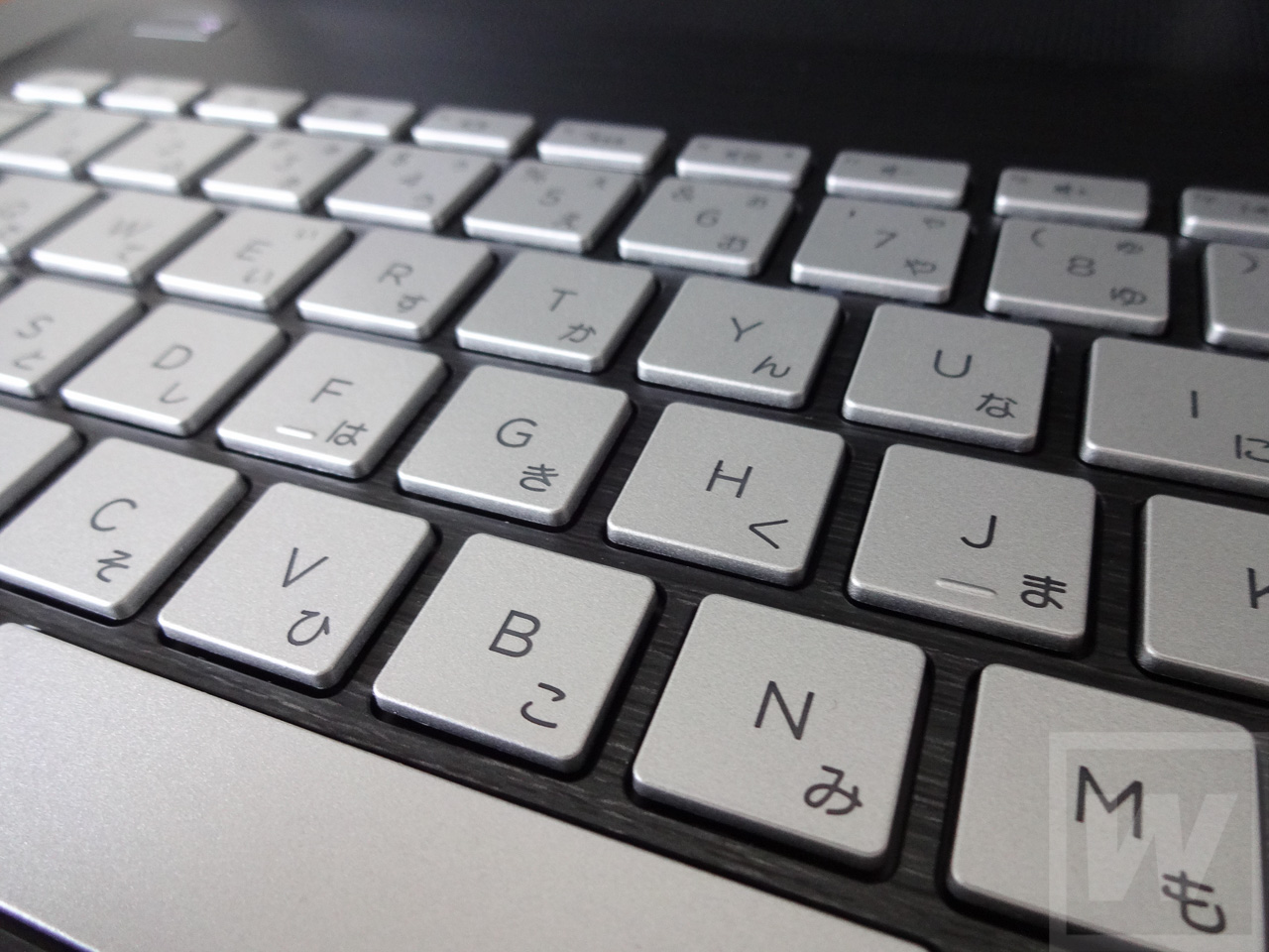 hp ENVY 17-r000 Review 018