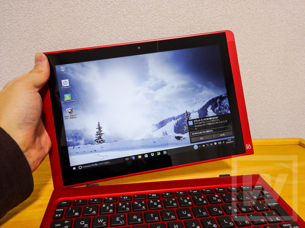 HP Pavilioin x2 10-n100 Review 018