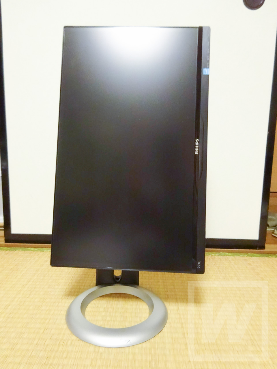 エルゴトロン Neo-Flex モニタースタンド Review 012