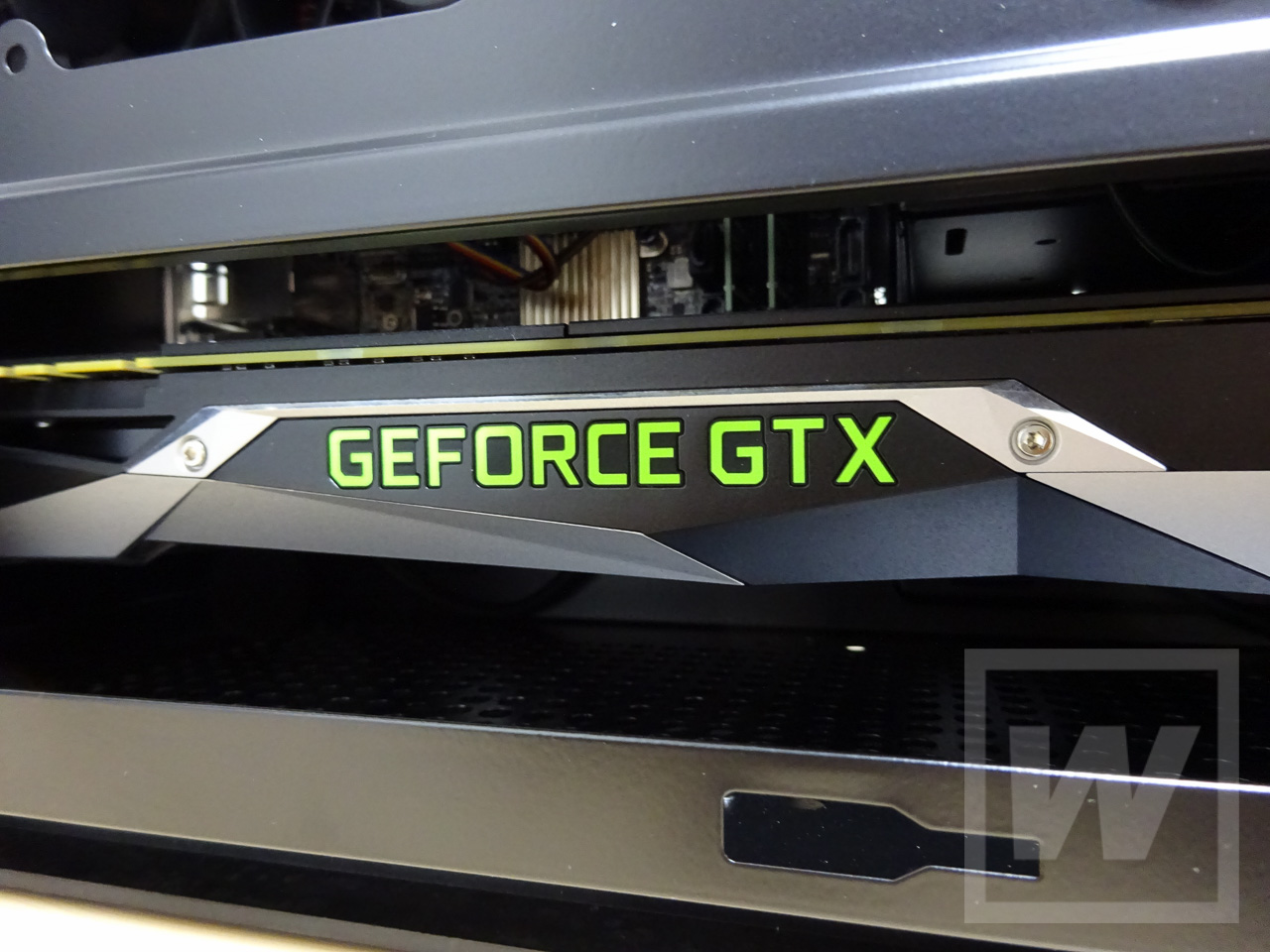 LITTLEGEAR GTX 1070 Review 003.jpg