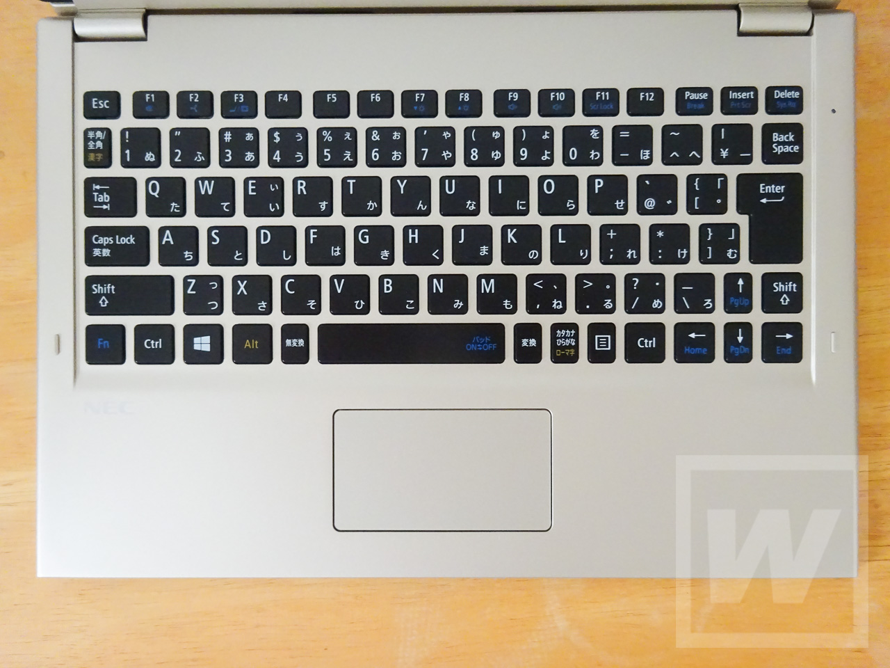 NEC Lavie HZ(D) 2016 Review 029