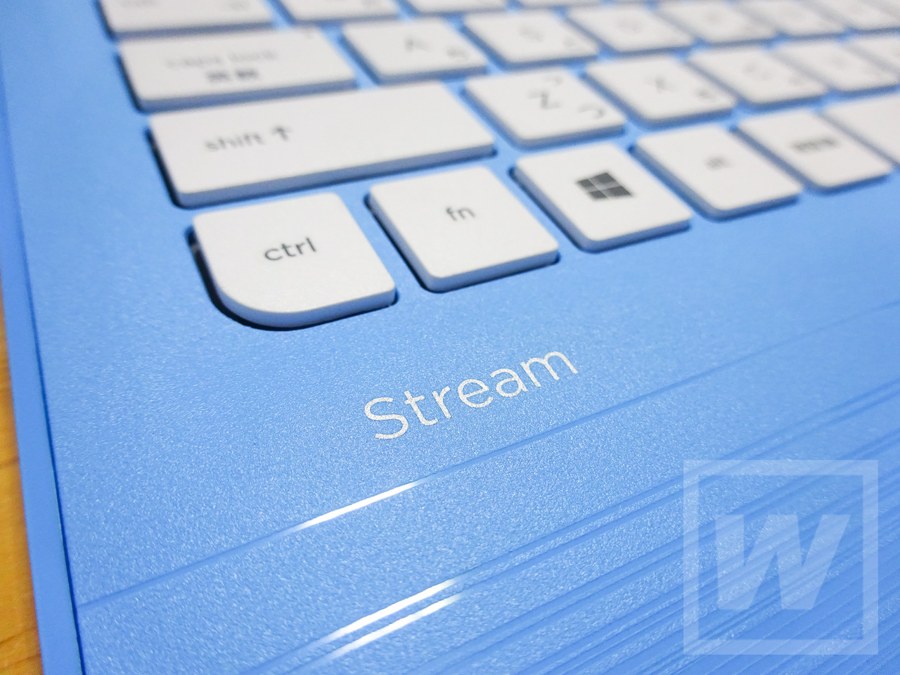 hp-stream-11-y000-review-006