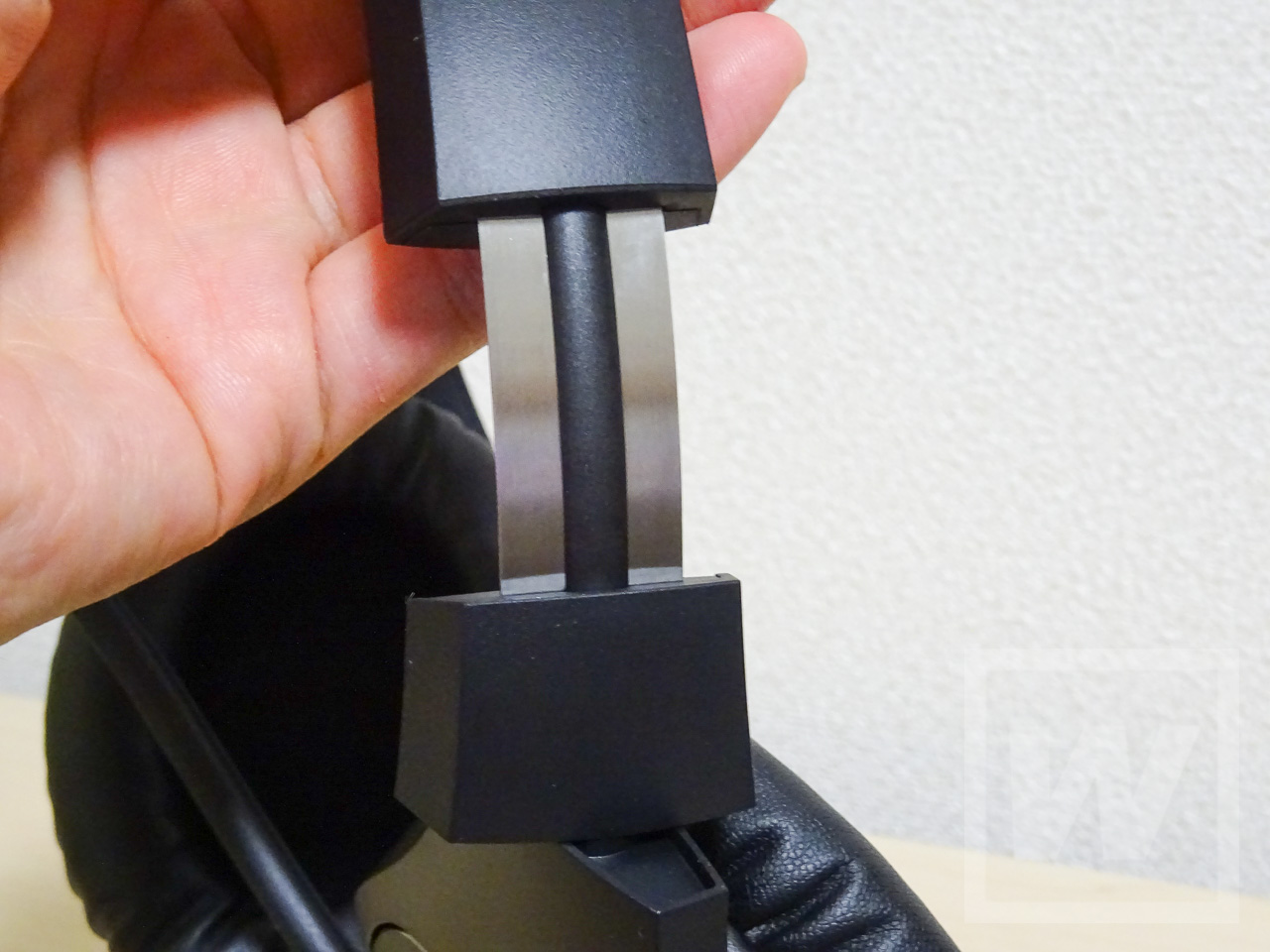 hyperx-cloud-stinger-hx-hscs-bkas-review-010