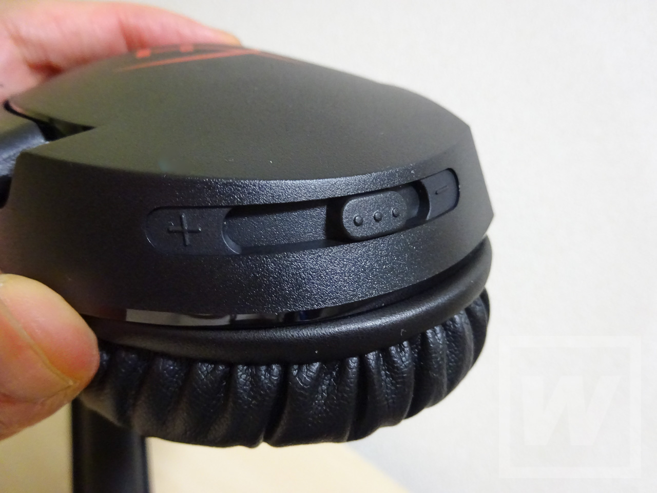 hyperx-cloud-stinger-hx-hscs-bkas-review-014