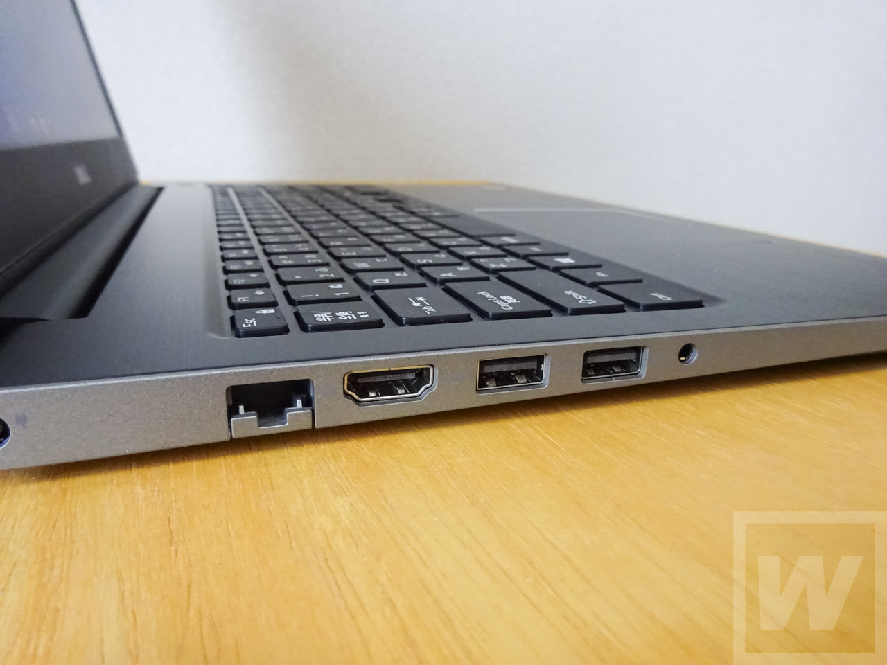 DELL Vostro 15 5000 5568 Review-14