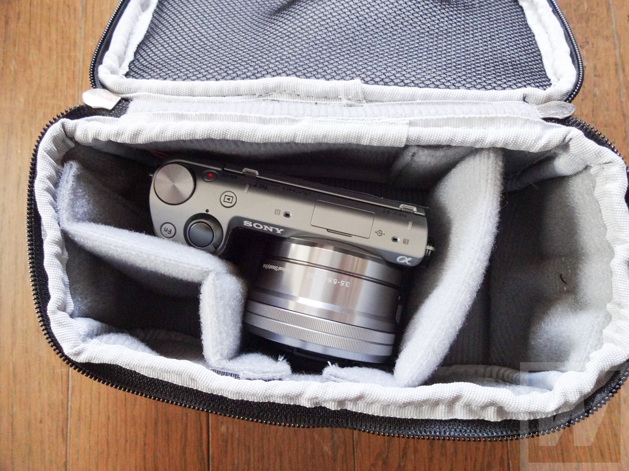 NEX-5TY Review-01.jpg
