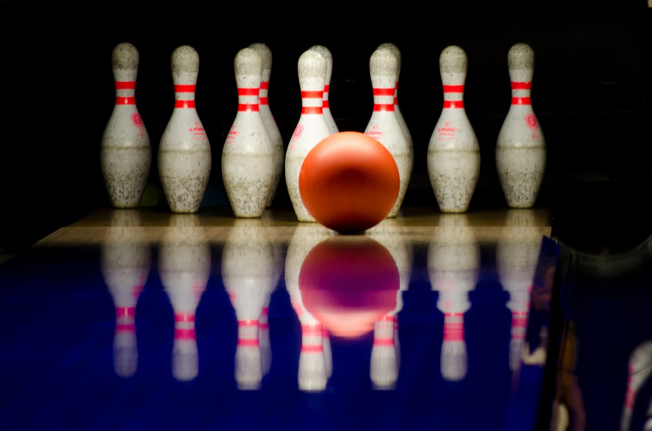 bowling-596766_1280.jpg