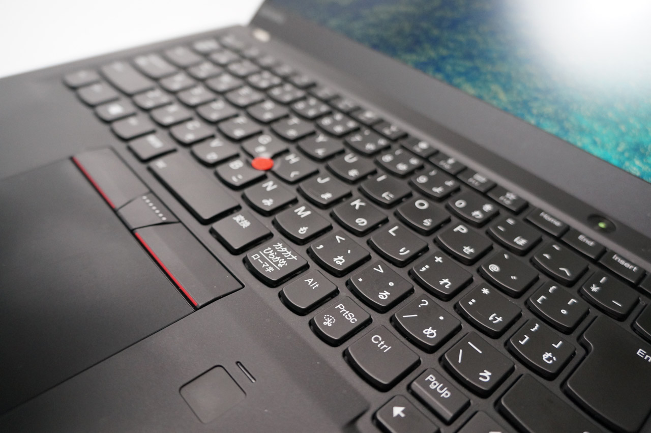 写真はThinkPad X1 Carbonのもの