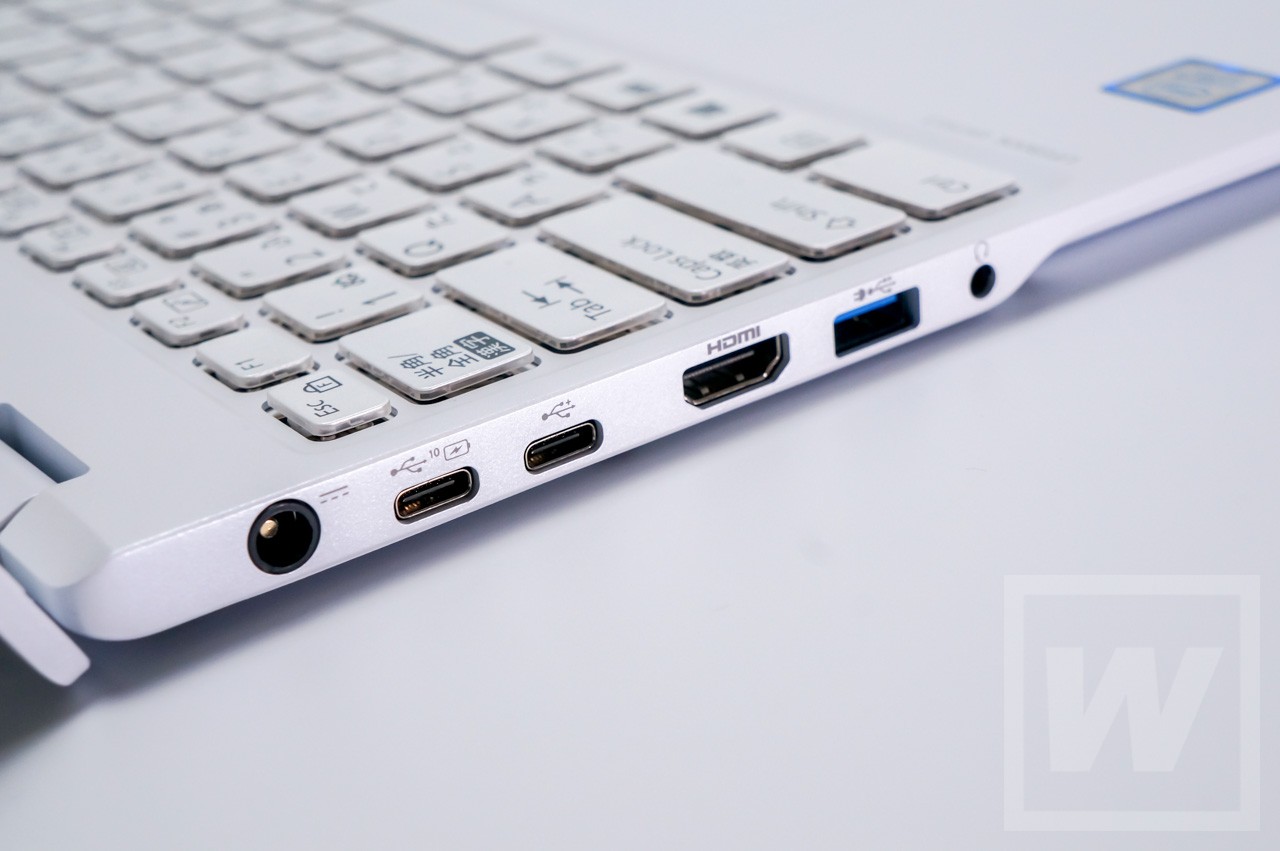 Lifebook UH75