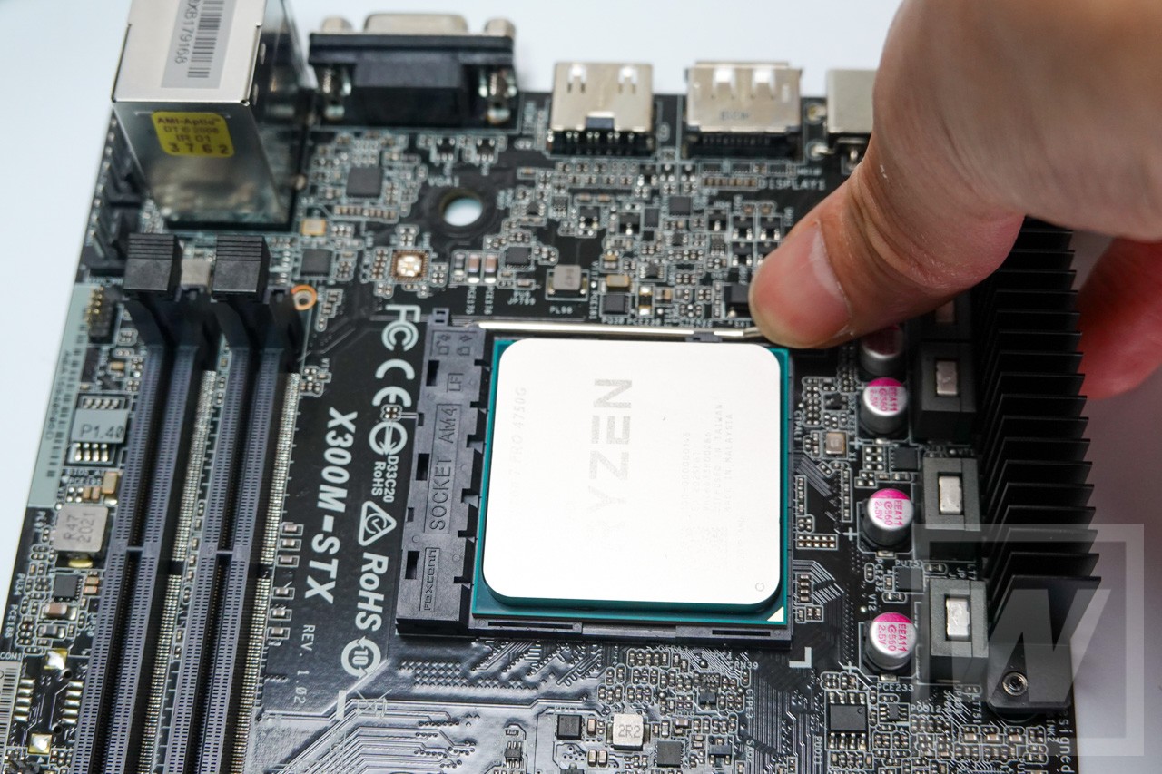 Deskmini X300 Ryzen 7 4750G 033 レビュー