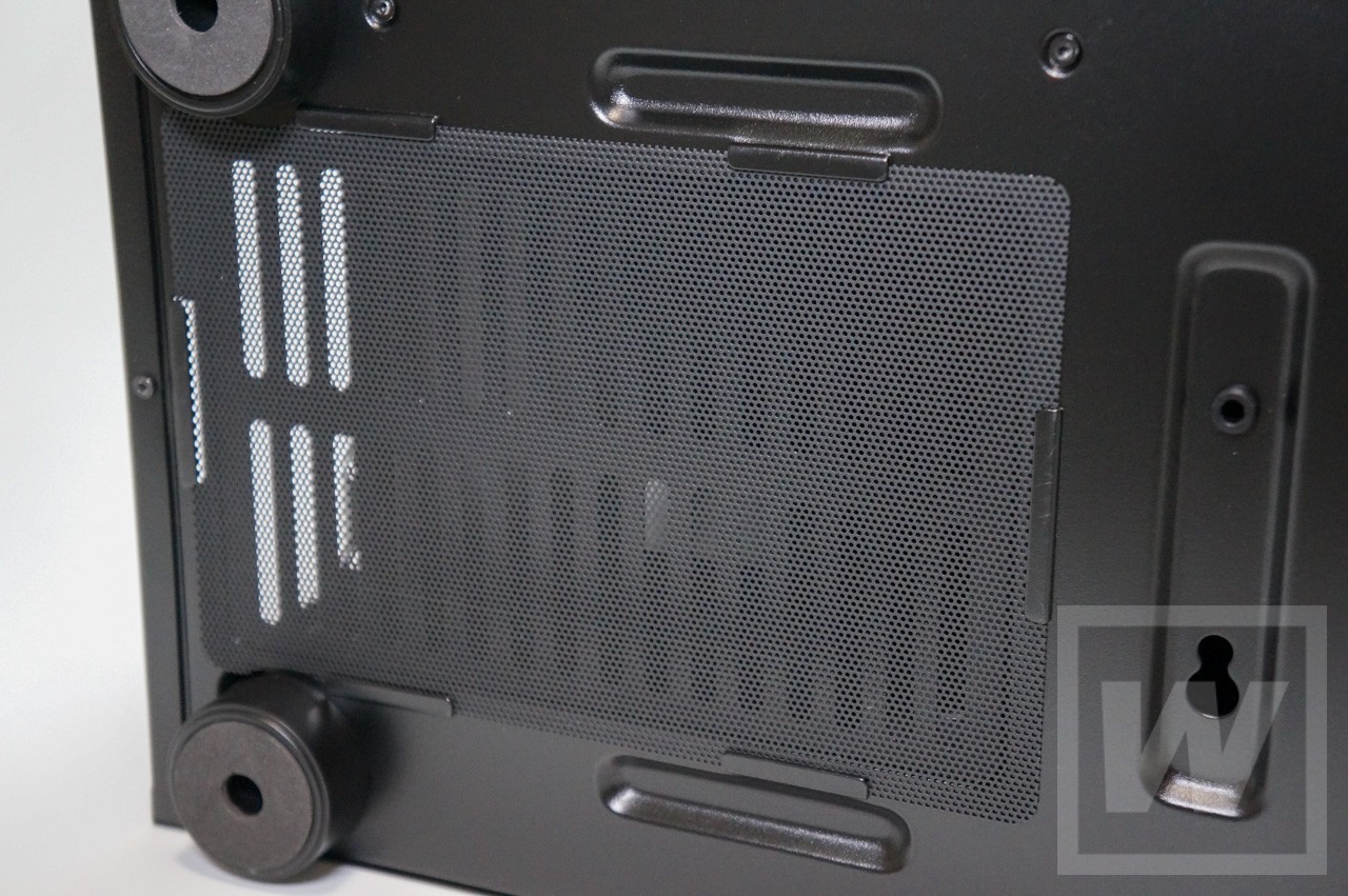 Thermaltake Versa H17 059 レビュー