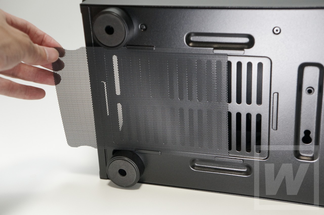 Thermaltake Versa H17 060 レビュー