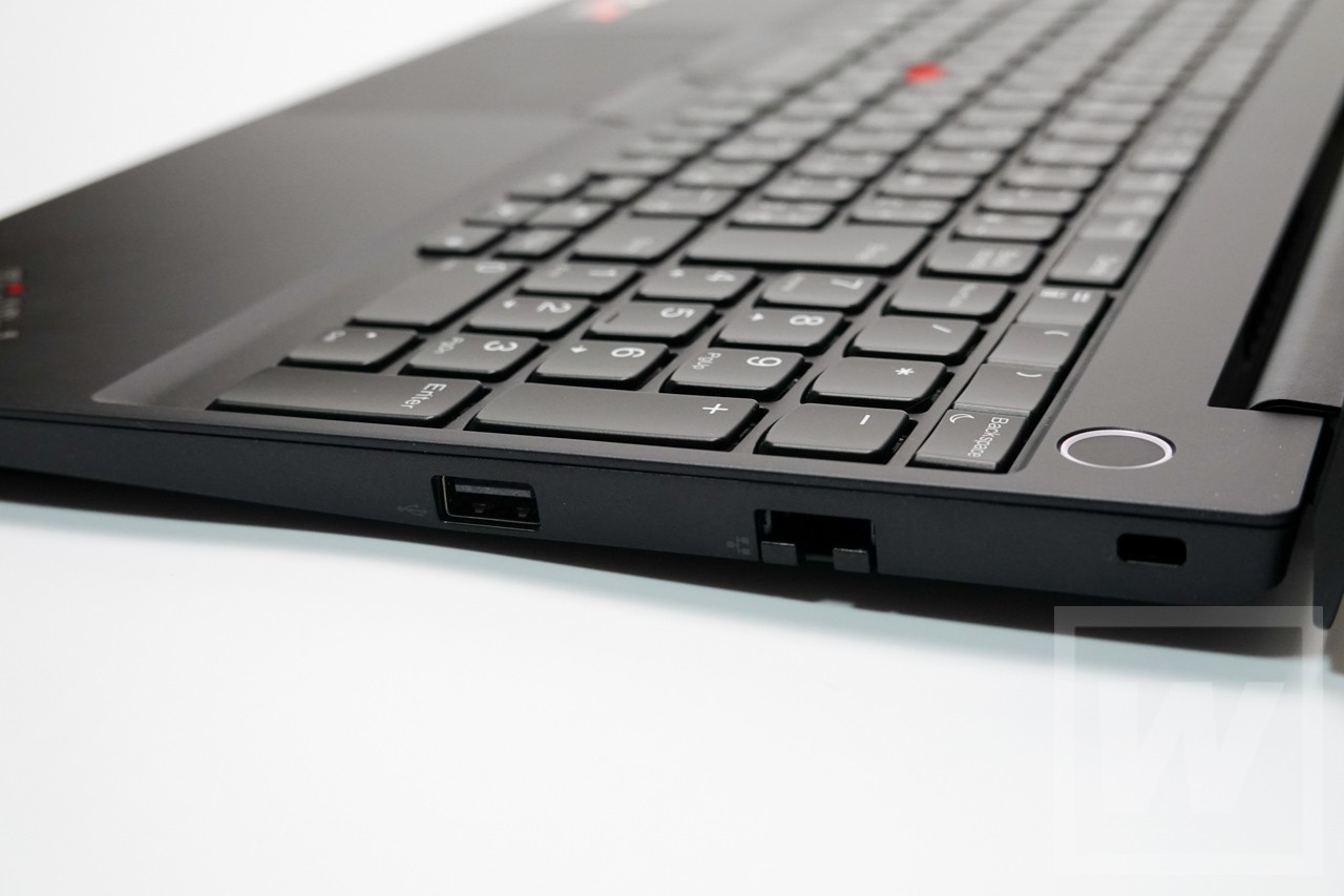 ThinkPad E15 Gen 2 (AMD) 014 レビュー