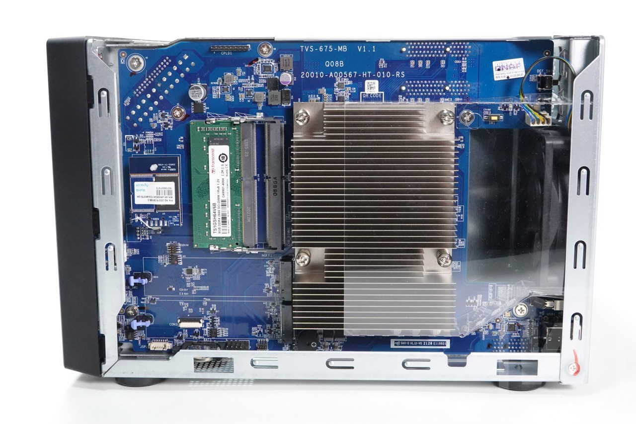 TVS-675 マザーボード