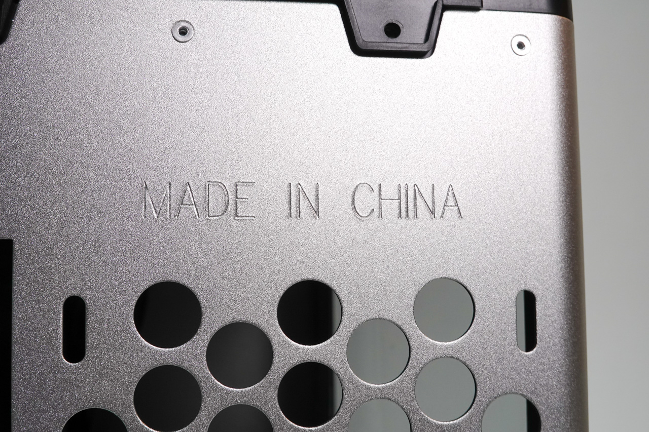 やけに大きなMADE IN CHINA