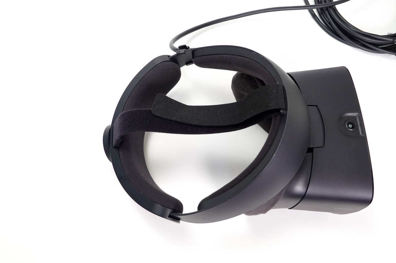 Oculus Rift Sのがっちりとしたヘッドフレーム