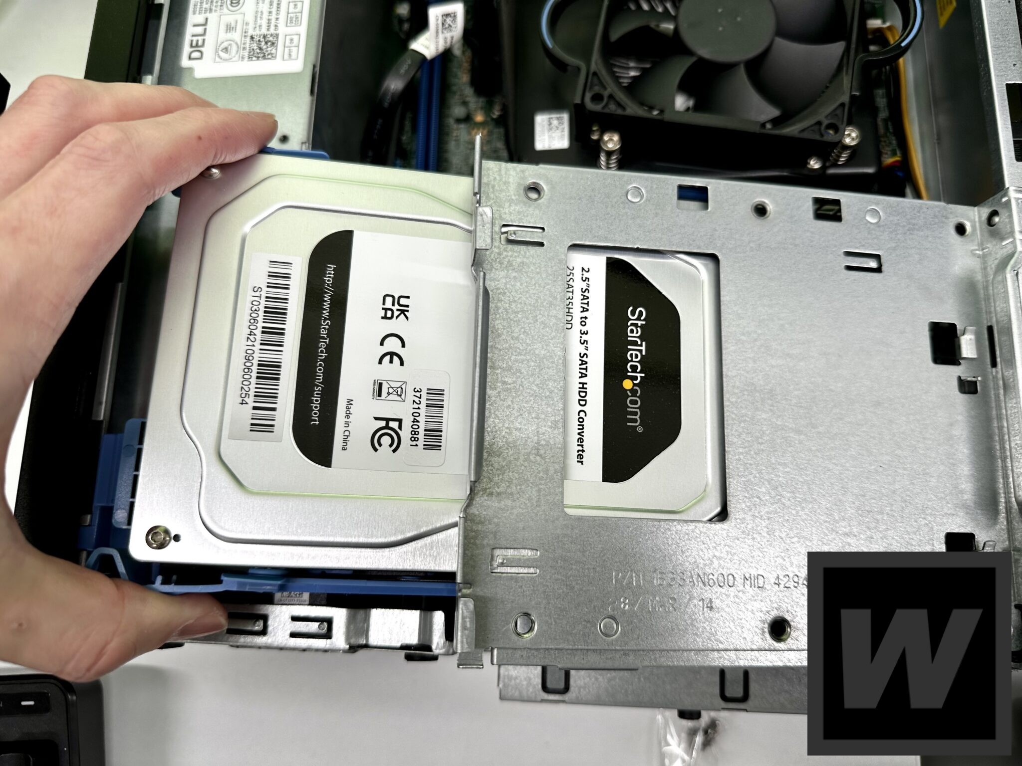 本体シャーシにもスムーズに収まった